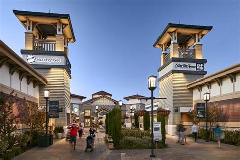 factory outlets in san francisco area